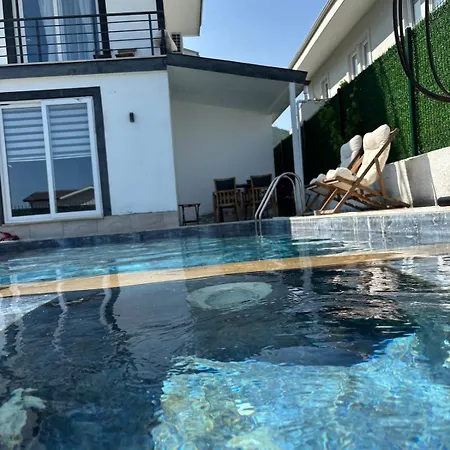 Villa Asil *